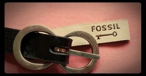 Fossil black leather strap belt w/ pewter buckel